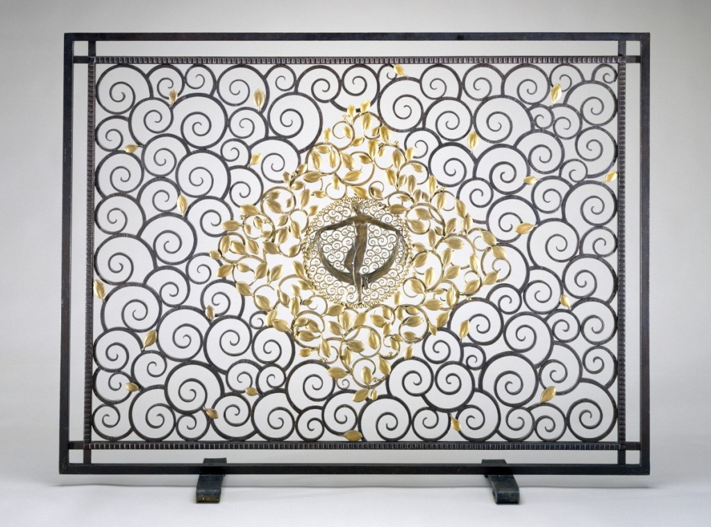 Fire screen by Edgar Brandt (1880–1960), circa 1925. Wrought iron and gilding. Museum of Fine Arts, Houston. ©2017 Artists Rights Society (ARS), New York / ADAGP, Paris