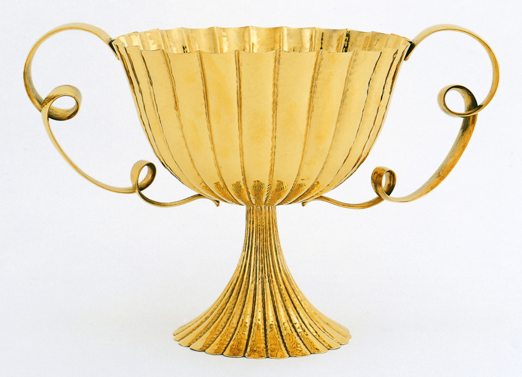Even though designers associated with the Wiener Werkstätte tended to avoid Western historicism, some of Hoffmann’s work illustrates his interest in classicism. Centerpiece designed by Josef Hoffmann and executed by Wiener Werkstätte, 1924. Brass. Minneapolis Institute of Art.