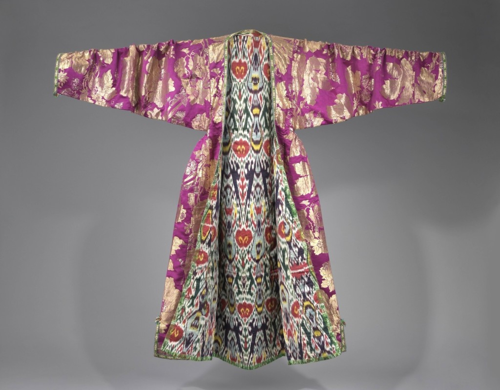 Woman’s coat (kaltachak), Bukhara, Uzbekistan, late Nineteenth Century. Brocaded silk; ikat-dyed silk and cotton lining. The Israel Museum, Jerusalem, B64.12.4226.