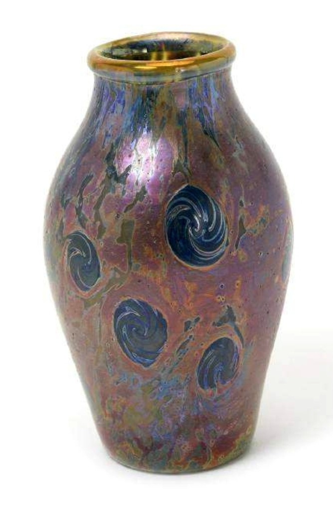 AB Michaan's Tiffany Cypriot vase (002)