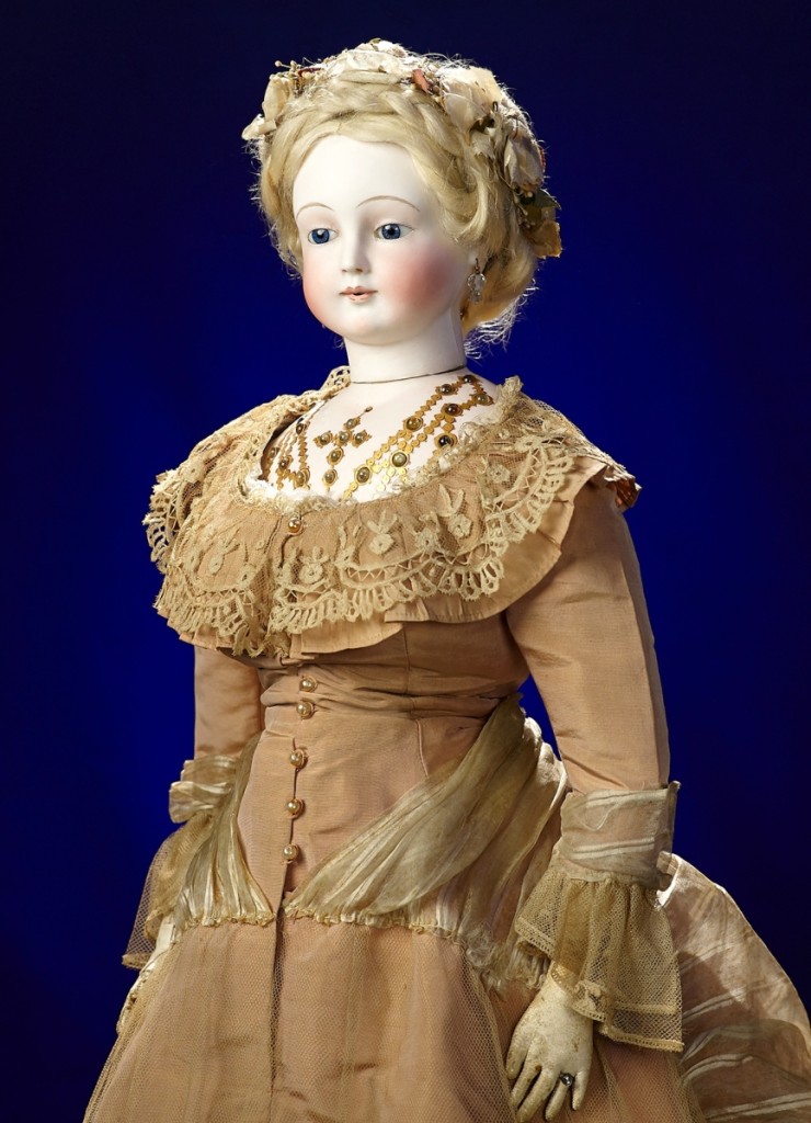 AB Theriault's Antique Doll
