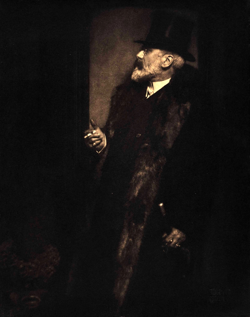 Edward Steichen (American, b Luxembourg, 1879–1973). William Merritt Chase, 1906. Gum bichromate over platinum print, 19-11/16 by 15¾ inches.