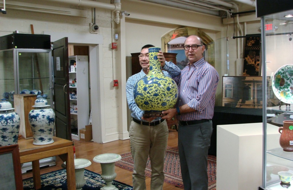 Frank Kaminski and the buyer of the dragon vase immediately after the lot was knocked down.