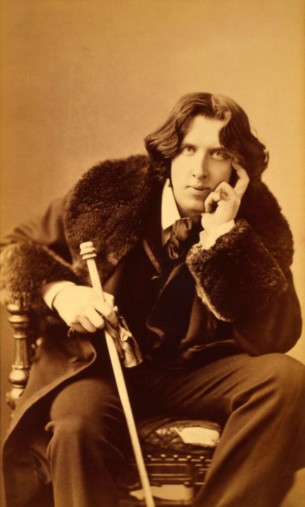 Oscar Wilde (1854–1900) was only 27 years old when he undertook his ambitious American tour, on which he presented 140 lectures on the decorative arts in 260 days.