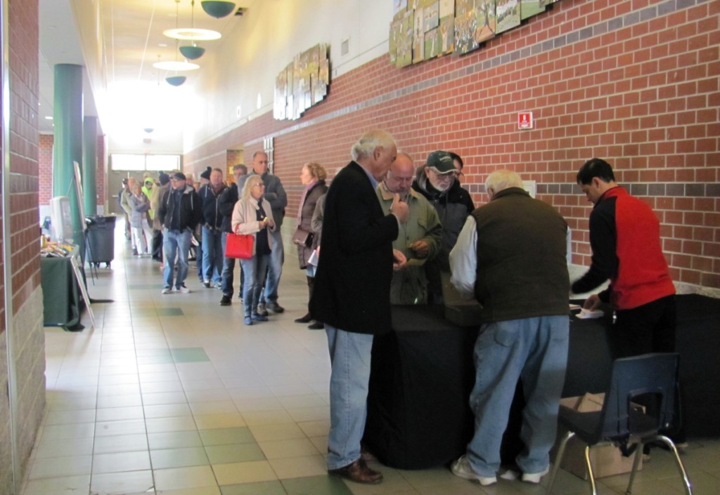 When the show opened at 10 am, the line to get into the show stretched down the long hallway leading towards the New Milford High School gym.