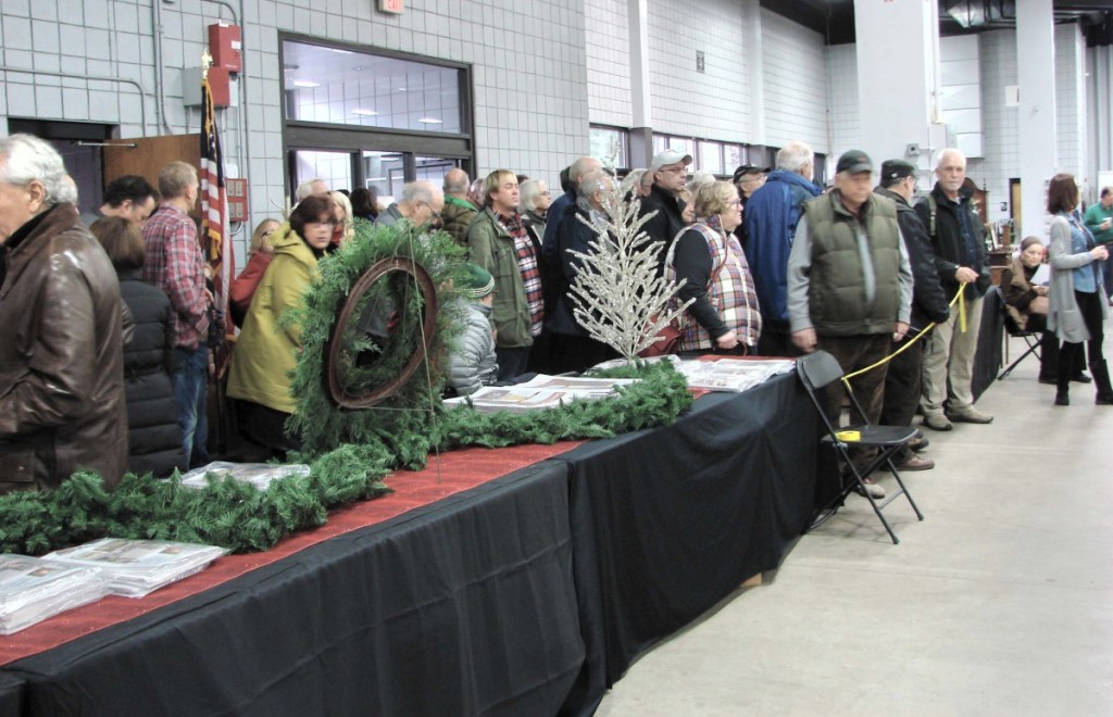 A long line awaited the opening of the show.