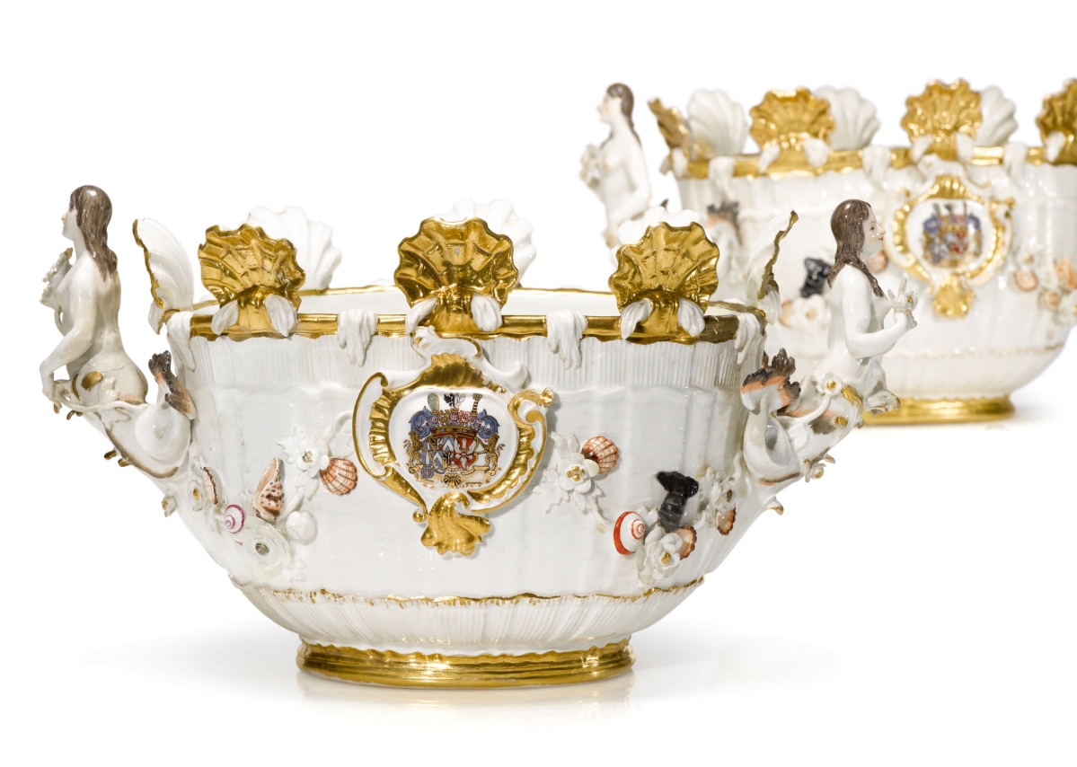 Rockefeller 10004 Lot 356 A Paif of Meissen Monteiths from the Swan Service(2)