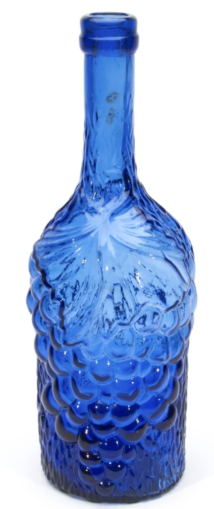 “My favorite piece,” Norm Heckler said about this early (1860–70) figural wine bottle that sold above its high estimate at $28,080.
