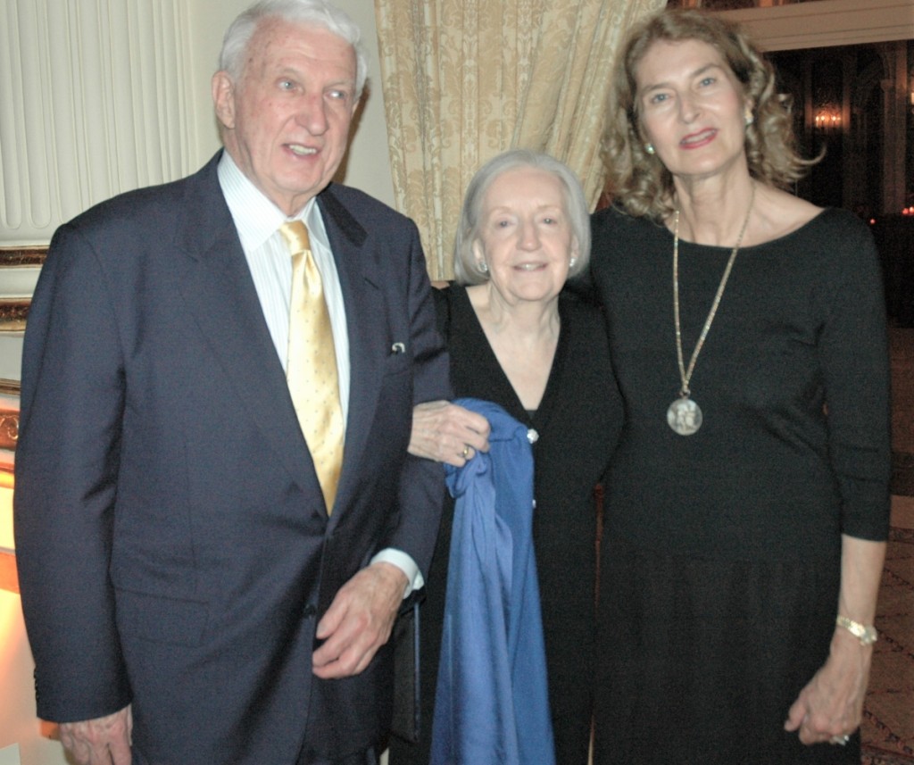 Arthur and Marguerite Riordan with Donna Schwartz at the American Folk Art Museum’s 2008 gala honoring the Riordans and collectors Jerry and Susan Lauren.