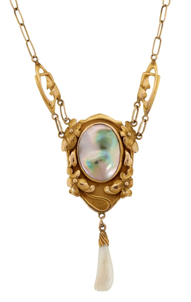 Kalo gold necklaces are rare. This Kalo Shop 14K gold pendant with pearls was the top lot in the sale, selling to a private collector for $20,000 ($5/7,000).