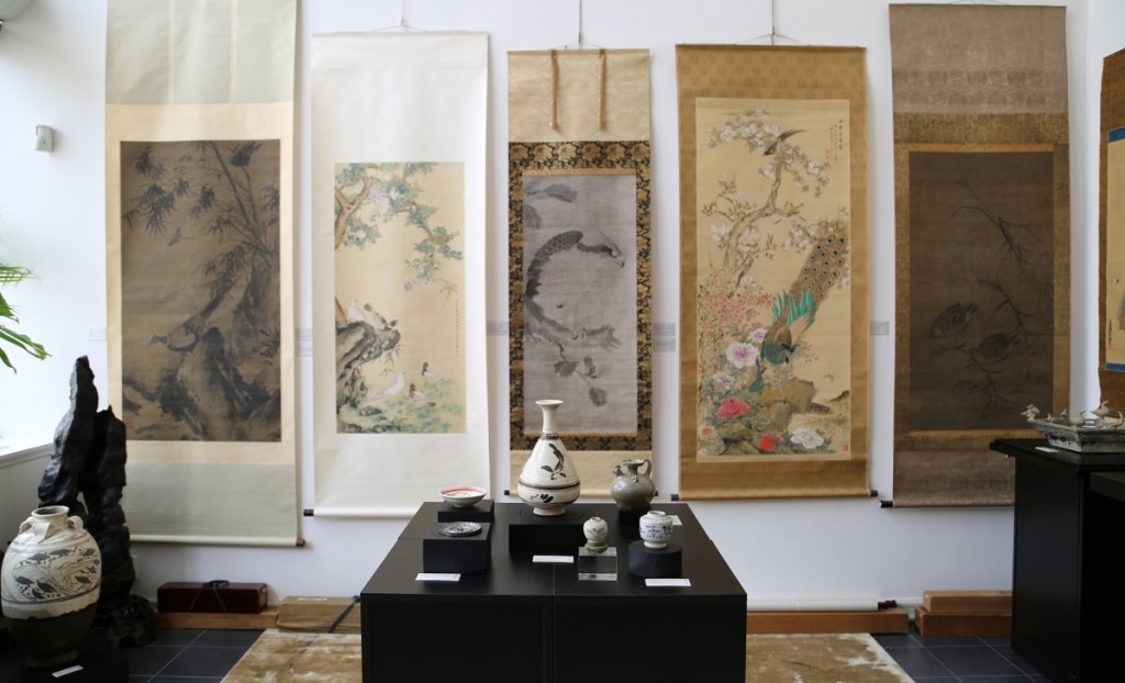 Hanging scrolls, ceramics and other works of art were featured in “Sightings: Birds in Chinese & Japanese Art.”