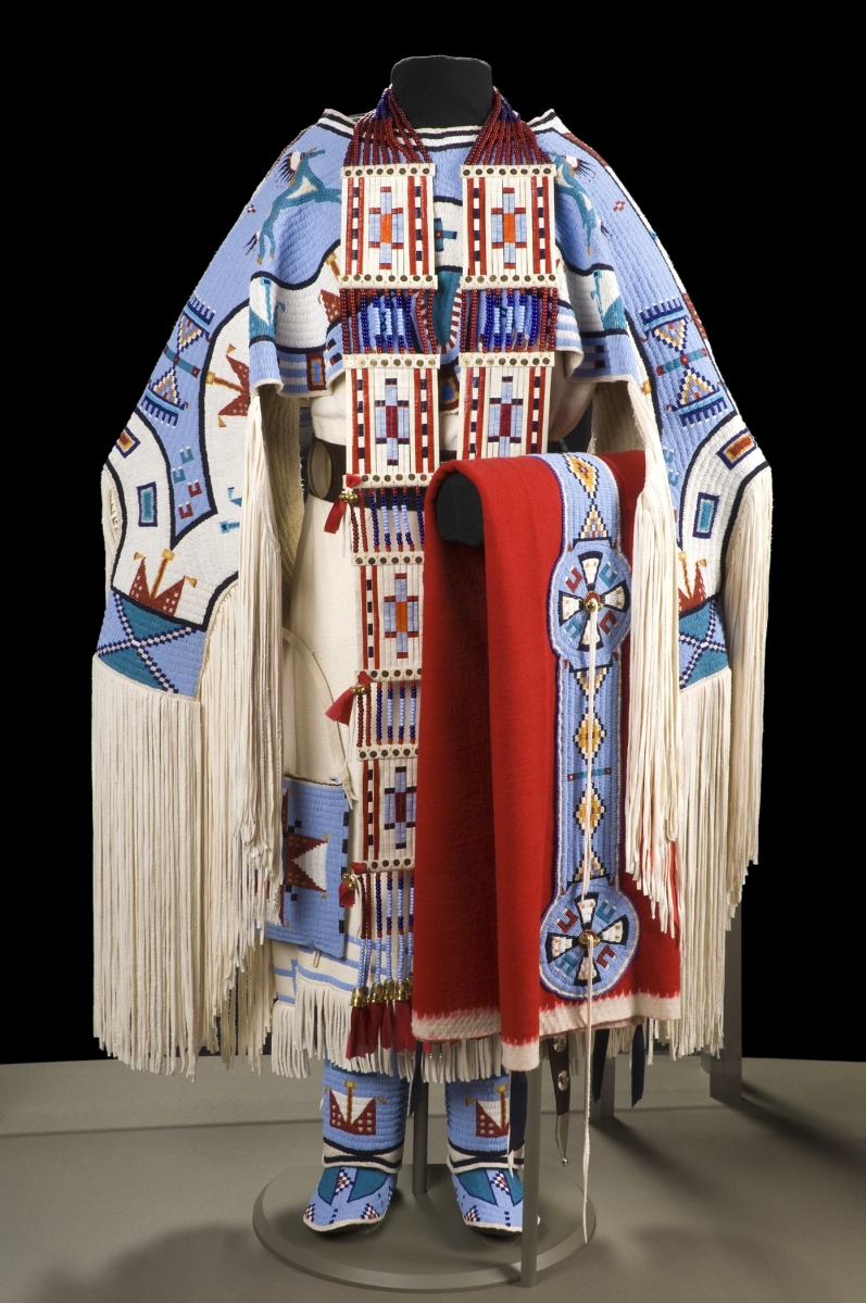 Hearts of Our People: Native Women ArtistsAntiques And The Arts Weekly