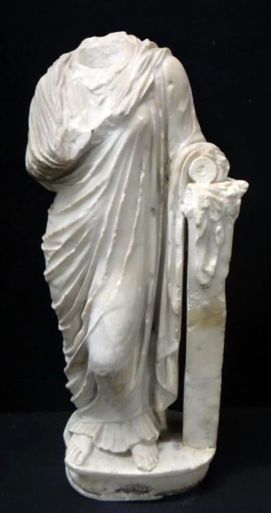 This headless Classical Roman marble figure was nonetheless at the head of the sale. A 1960s bill of sale from a Parisian dealer added momentum to the global interest in this lot, which finished to a European buyer on the phone for $29,250.