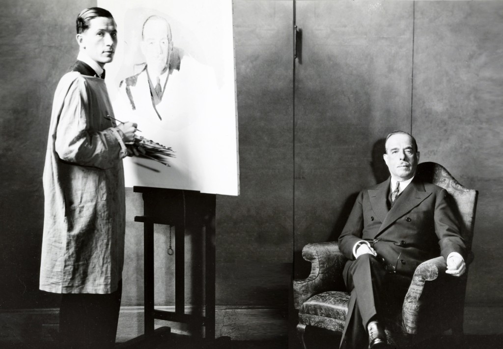 Joseph Duveen sitting for his painted portrait, 1933. Getty Research Institute, Los Angeles.