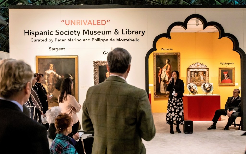 Helen Allen, executive director of the Winter Show, welcomed visitors as Philippe de Montebello, former director of the Metropolitan Museum of Art and co-curator of the loan exhibition from the Hispanic Society Museum and Library, looked on. Photo courtesy Winter Show.