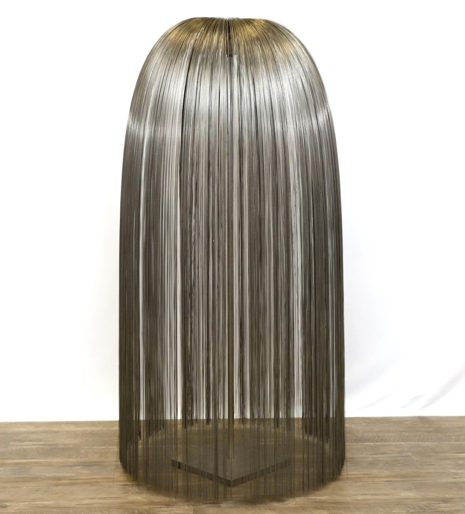 Harry Bertoia’s “Untitled (Willow)” made a strong second-place showing, achieving $66,000 from a phone bidder in Kansas ($20/40,000).