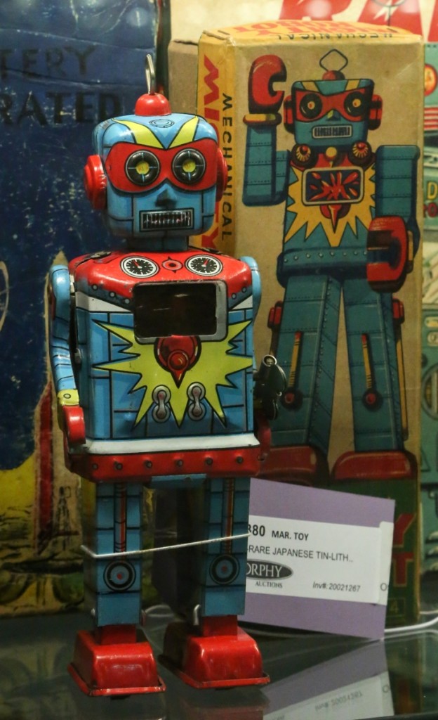 Specialist Tommy Sage Jr had never seen an example of Mighty Robot before. It was marked M, probably for Mitsuhashi. The first model to appear on the market, with its original box, went out at $41,205.