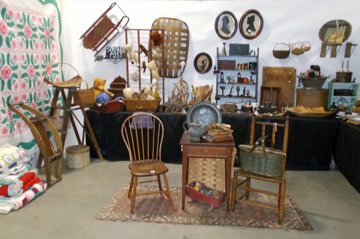 Fiddlers Antiques Show Plays Well In Its New VenueAntiques And The Arts