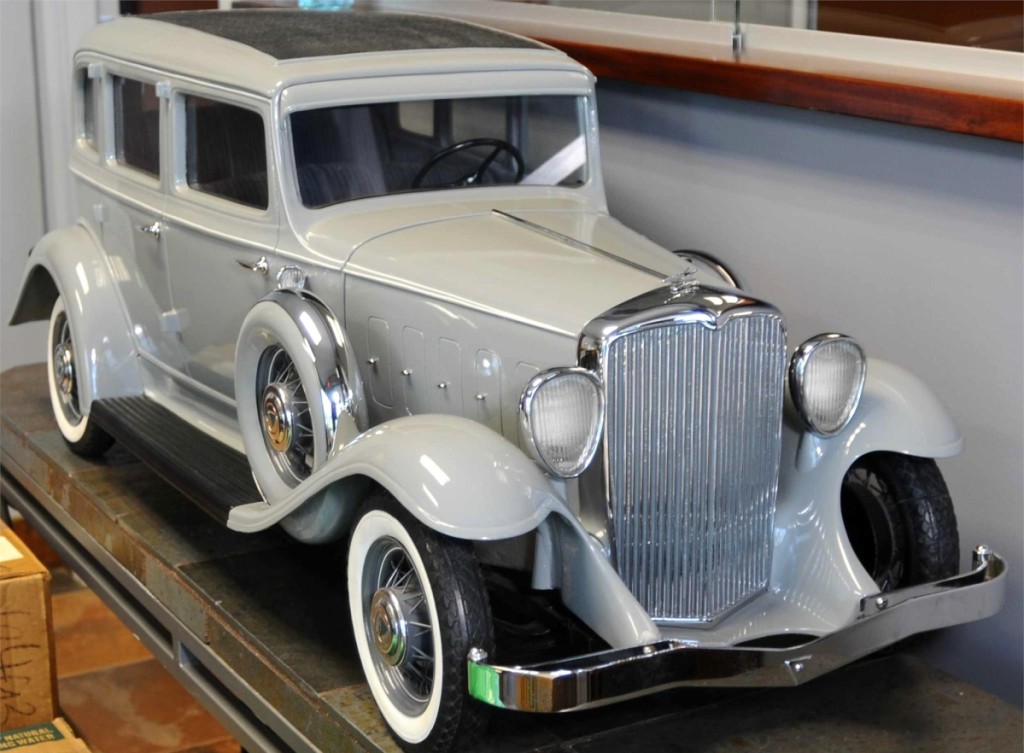 This 1932 Hudson factory showroom model was reportedly presented at the New York 1932 Auto Show. It measures 46 inches long in restored condition and sold for $28,800.