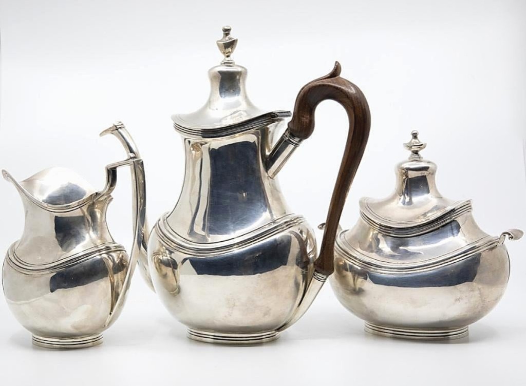 The second highest price of the sale — $1,680 — was achieved by this sterling silver Art Deco tea set with rosewood handles that had been made in Lisbon and was marked “Sarmento.” A private collector won the lot after protracted bidding.