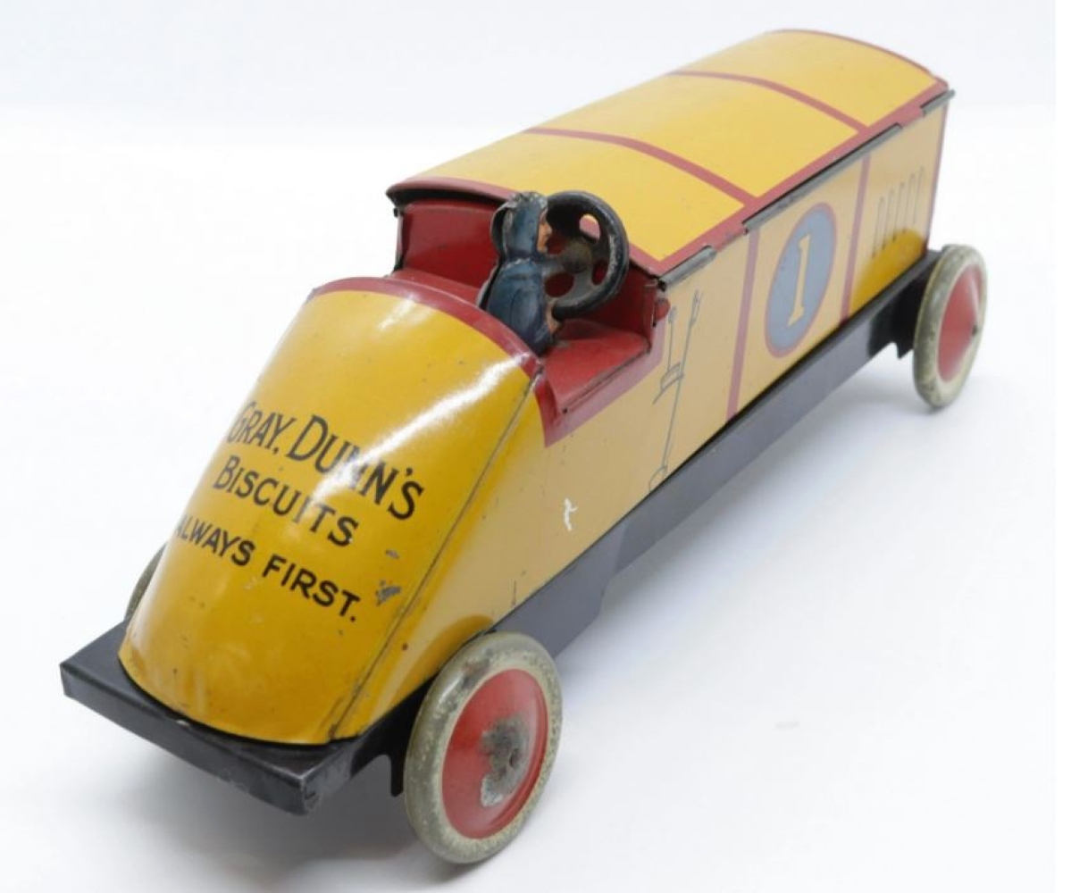 The second highest result was found in this yellow racer for the Gray Dunn & Co, which sold for $9,225, the second highest lot in the sale. It had provenance to Donald Kaufman and English dealer Stuart Cropper.