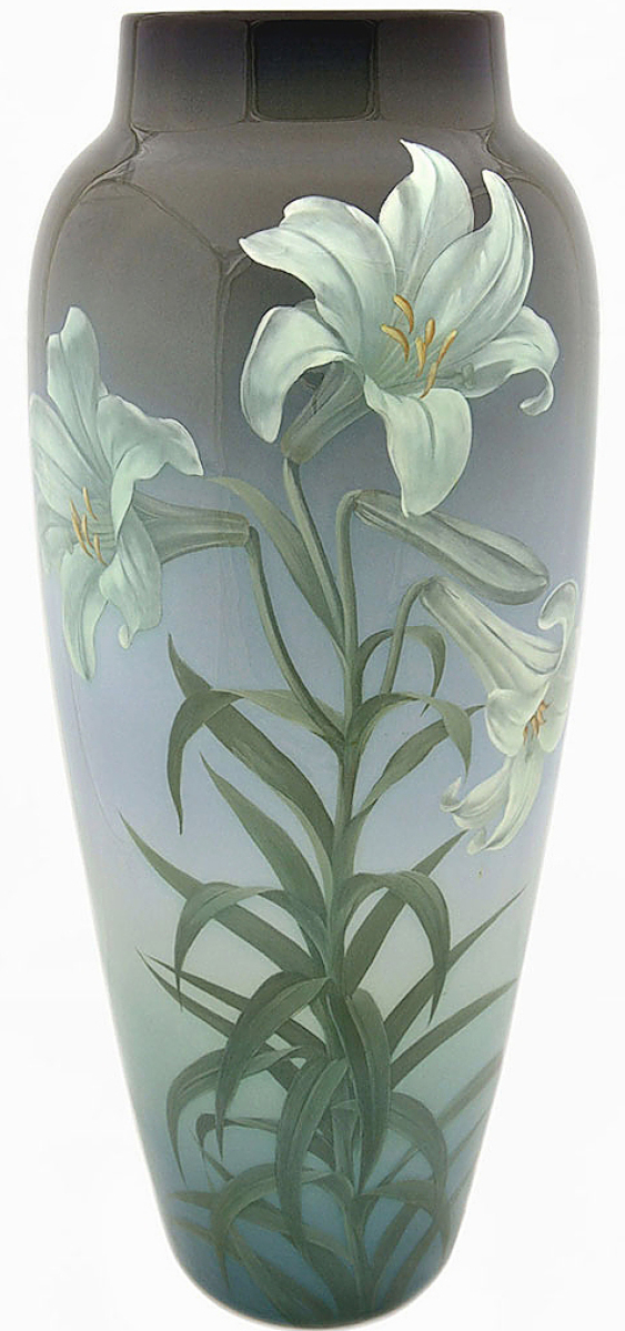 One of the sale’s top lots was found in this Rookwood Iris glaze vase with white Easter Lilies that sold for $25,830. It was painted by Carl Schmidt in 1910 and was found on Riley Humler’s first appearance on the Antiques Roadshow in 1997. A gentleman pulled it from a beer cooler. It measures 20 inches high.