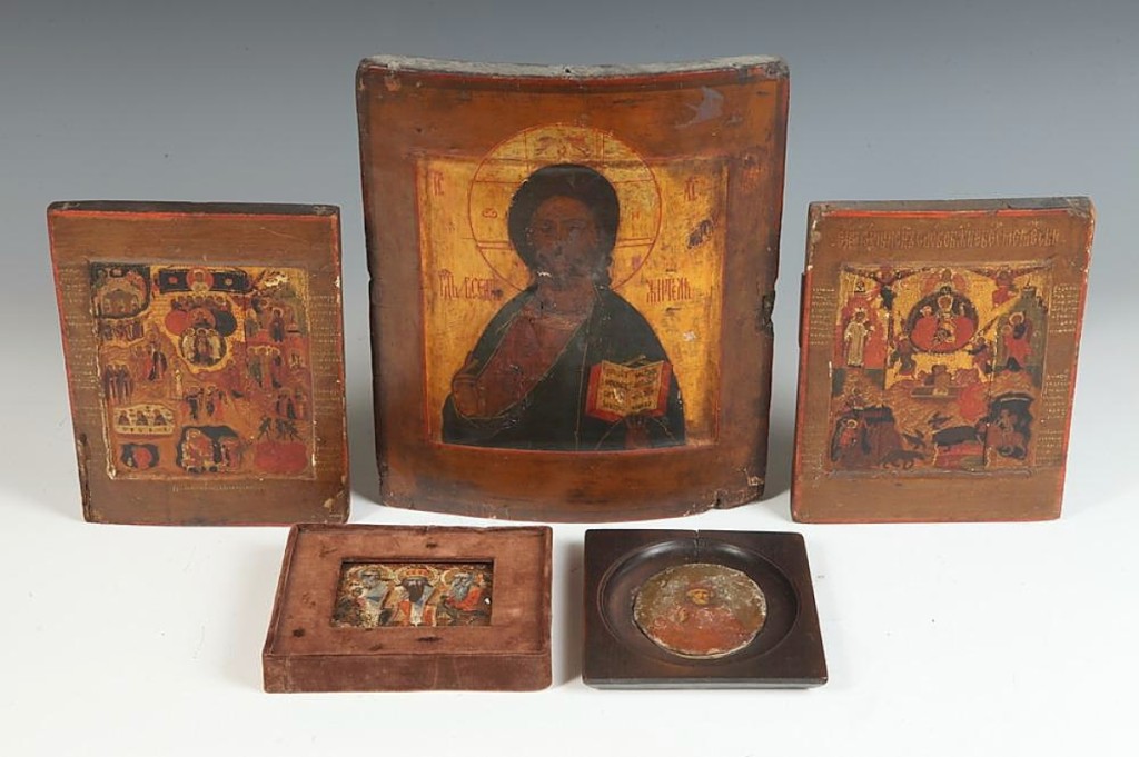 A few knowledgeable bidders saw something valuable in this lot of Russian icons, which zipped past the $600 estimate to land at $8,573.