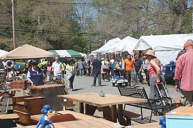 While you cannot replicate the sights, sounds, smells — the hunt in the wild — of the live Brimfield markets, the virtual show opens it up to potential new customers or folks that for whatever reason cannot attend the live event.