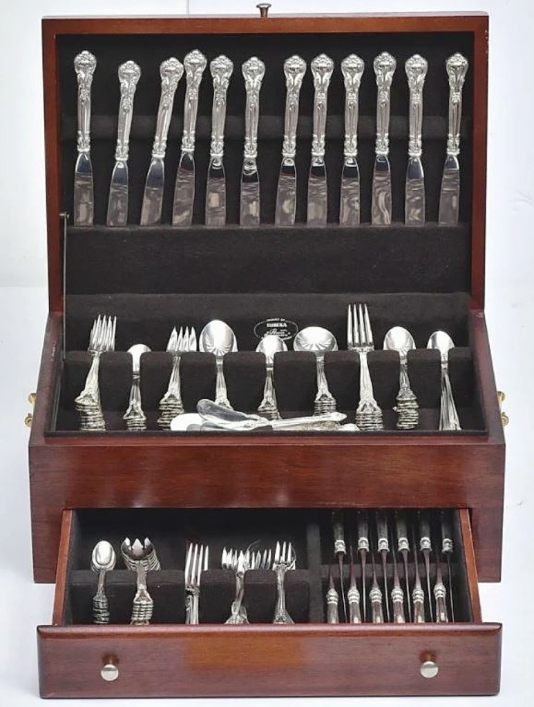 Leading all flatware in the sale was this set of 239 pieces from Gorham in the Chantilly pattern that sold for $5,750. It belonged to a collection of flatware offered throughout the sale from a Southport, Conn., estate.