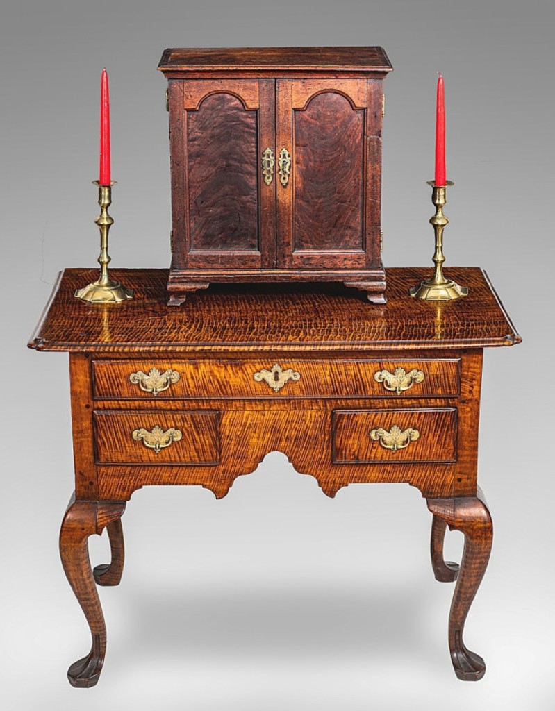 Offered from West Chester, Penn., dealer HL Chalfant was this Eighteenth Century Philadelphia tiger maple Queen Anne dressing table. Chalfant wrote, “Incredible stripes, the best we have ever seen!”