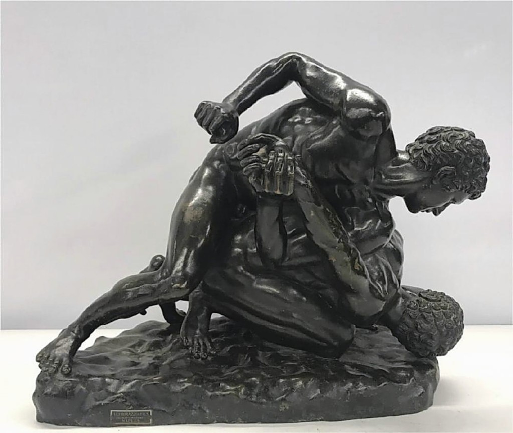 A trade buyer bidding on the phone took this Grand Tour bronze of the Uffizi Wrestlers by J. Chiurazzi & Fils, Naples, for $6,600 ($ ,000).