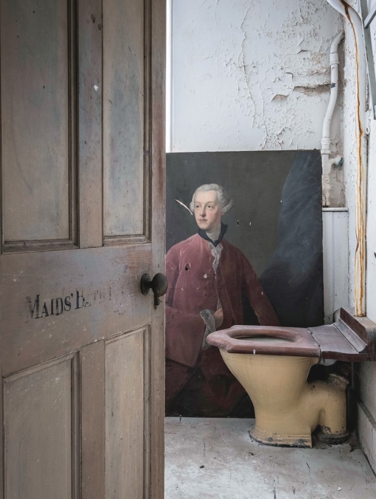 The maids’ bathroom under the eaves of Dunrobin’s roof.