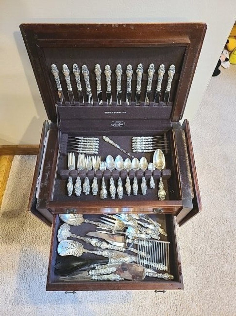 The best price realized for flatware in the sale was $6,000 for this 124-piece Gorham Lily pattern set with hard to find serving pieces ($3/5,000).