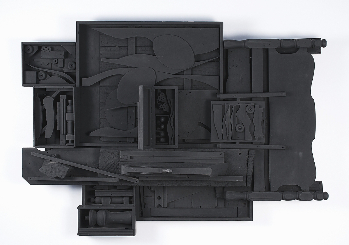 Arising from a single-owner collection where it had been for almost 40 years, Louise Nevelson’s (American, 1899-1988) “Moon Zag III,” a 1984 wooden sculpture painted black, topped the fine art auction. Finishing at $121,000, it sold to a private collector in Berlin, Germany.