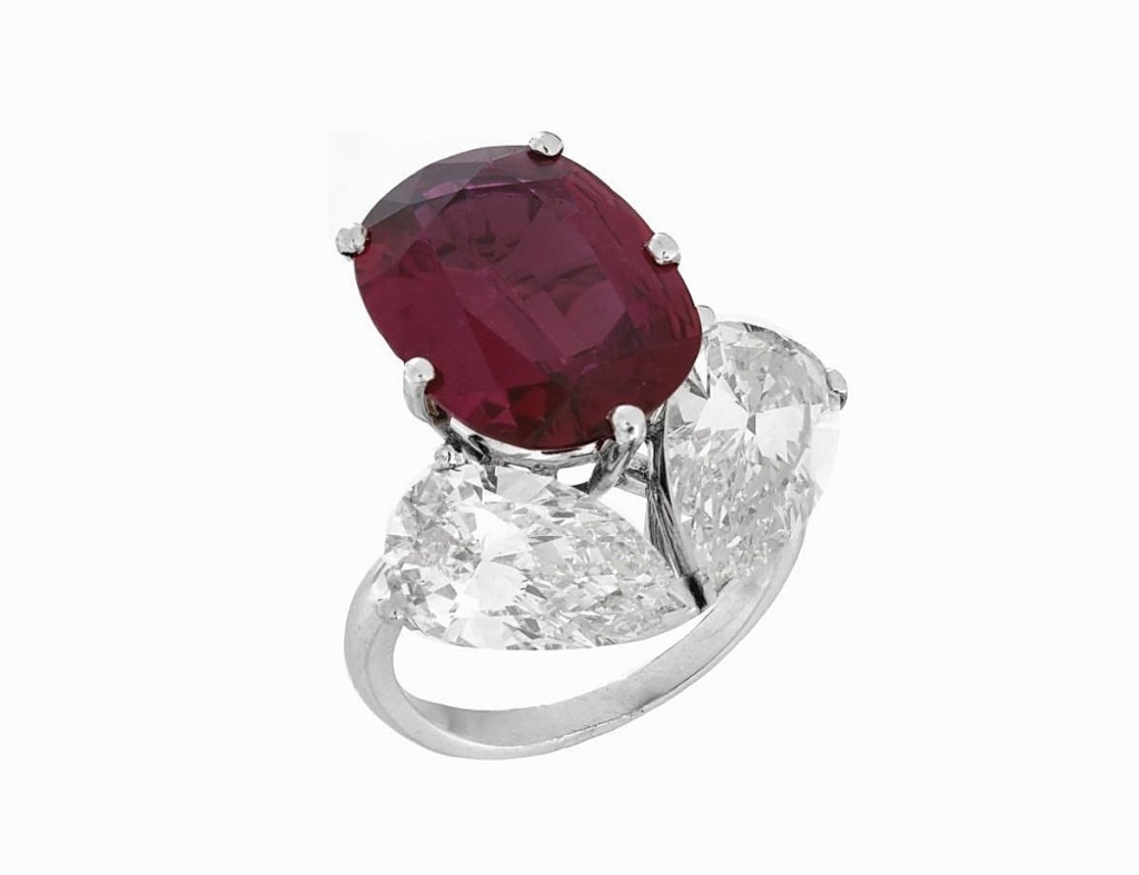 Rubies were a popular stone in this sale, featuring in three of the top four lots. This 8.15-carat ruby, diamond and platinum ring with oval cut ruby and two pear-shaped diamonds had G-H color and a VS1 clarity. It made $139,150 ($70/90,000).