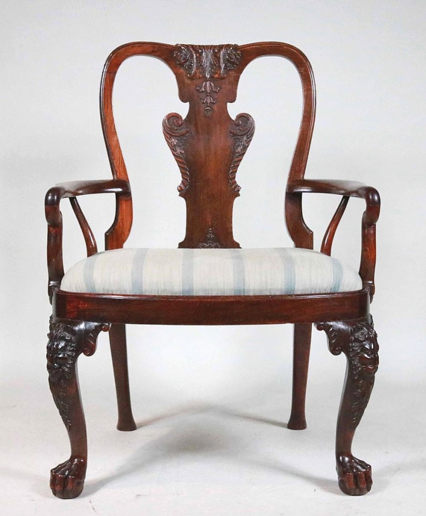 Rounding out the trio of George II Anglo Chinese huanghuali chair lots was this compass-seat armchair with slip seat. It made $116,850 ($30/50,000).
