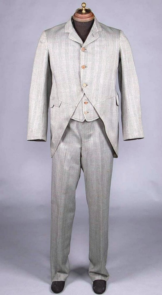 In men’s fashion was this three-piece plaid suit, circa 1900, that brought $2,340 above a $500 estimate.