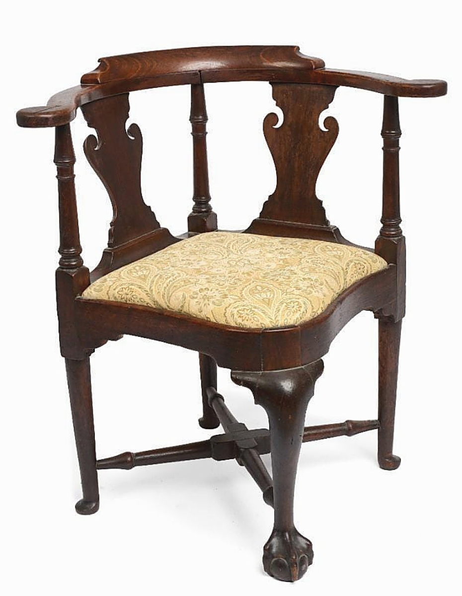 At $15,200, the unexpected star of the sale was this Eighteenth Century Massachusetts mahogany corner chair. It had one ball and claw foot with the three other legs ending in pad feet. It had some condition issues and still sold far above the estimate.