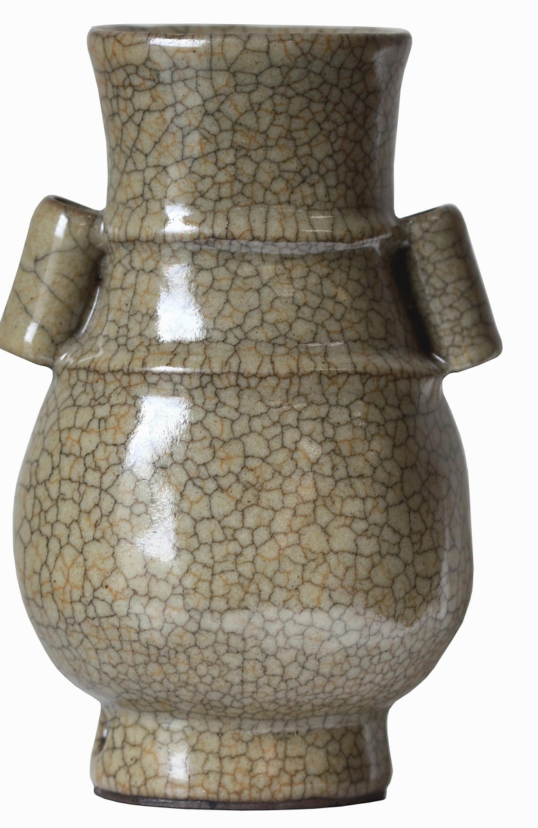 An online Chinese bidder, who had never worked with Levy’s before, bought this archaistic ‘hu’ form Guan type Chinese vase with crackle gray glaze for $12,000 ($ ,000).