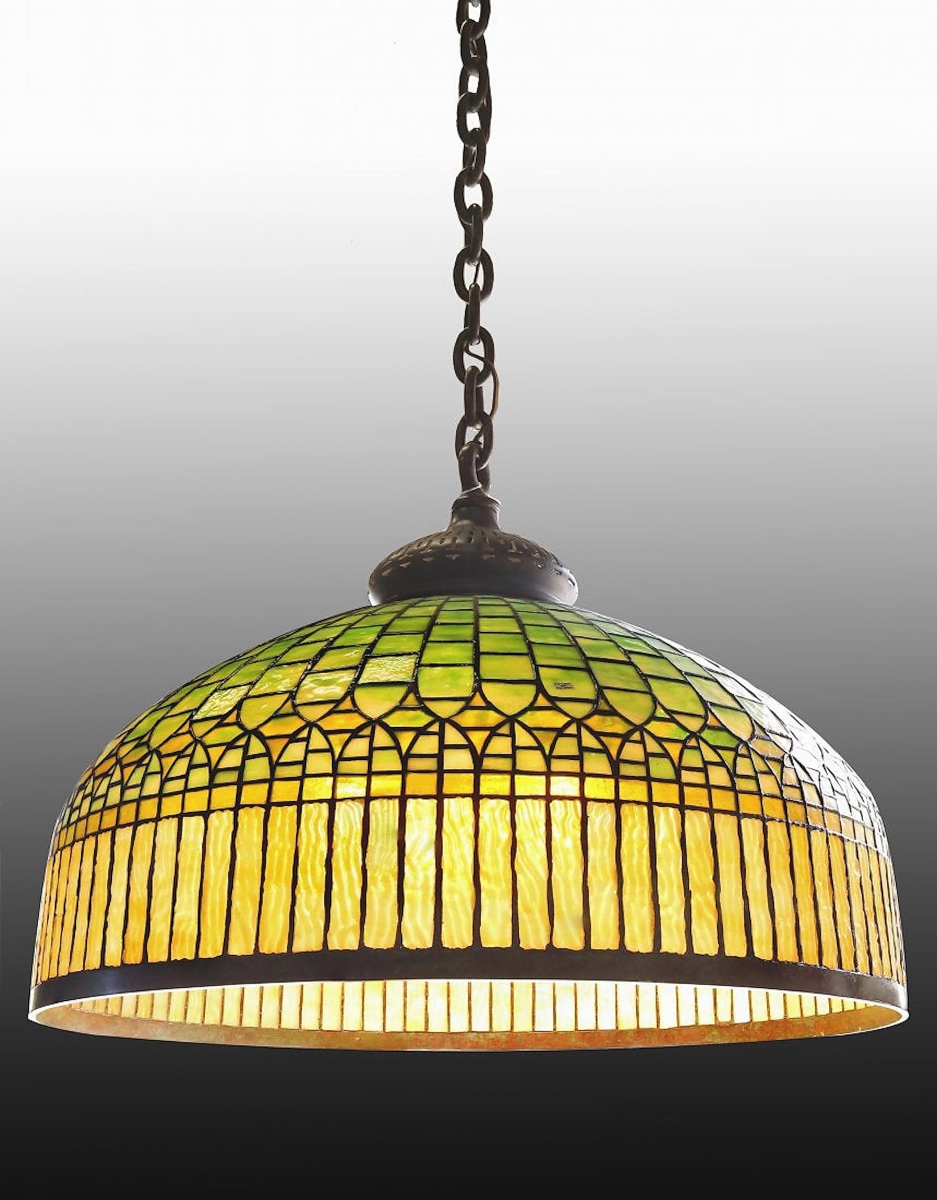 The top price realized in the sale — $72,000 — came from a local absentee bidder who beat out online competition to win this Tiffany Studios Curtain Border leaded glass and bronze chandelier that had, in 2006, sold at Christie’s for $57,600 ($70/100,000).