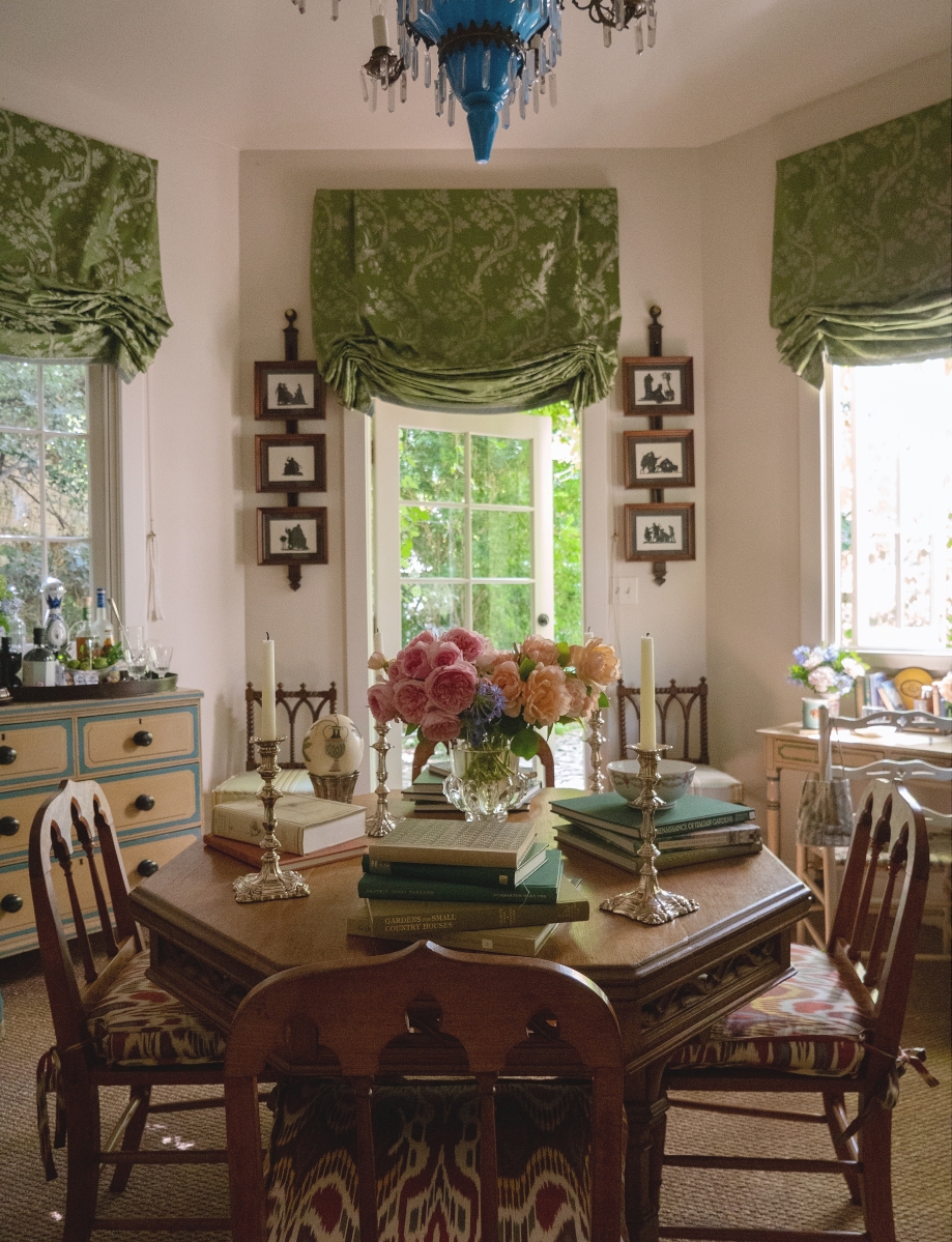 “Bell cottage” interior, Stamps & Stamps:   Style & Sensibility, p. 66, Kate Stamps photo.