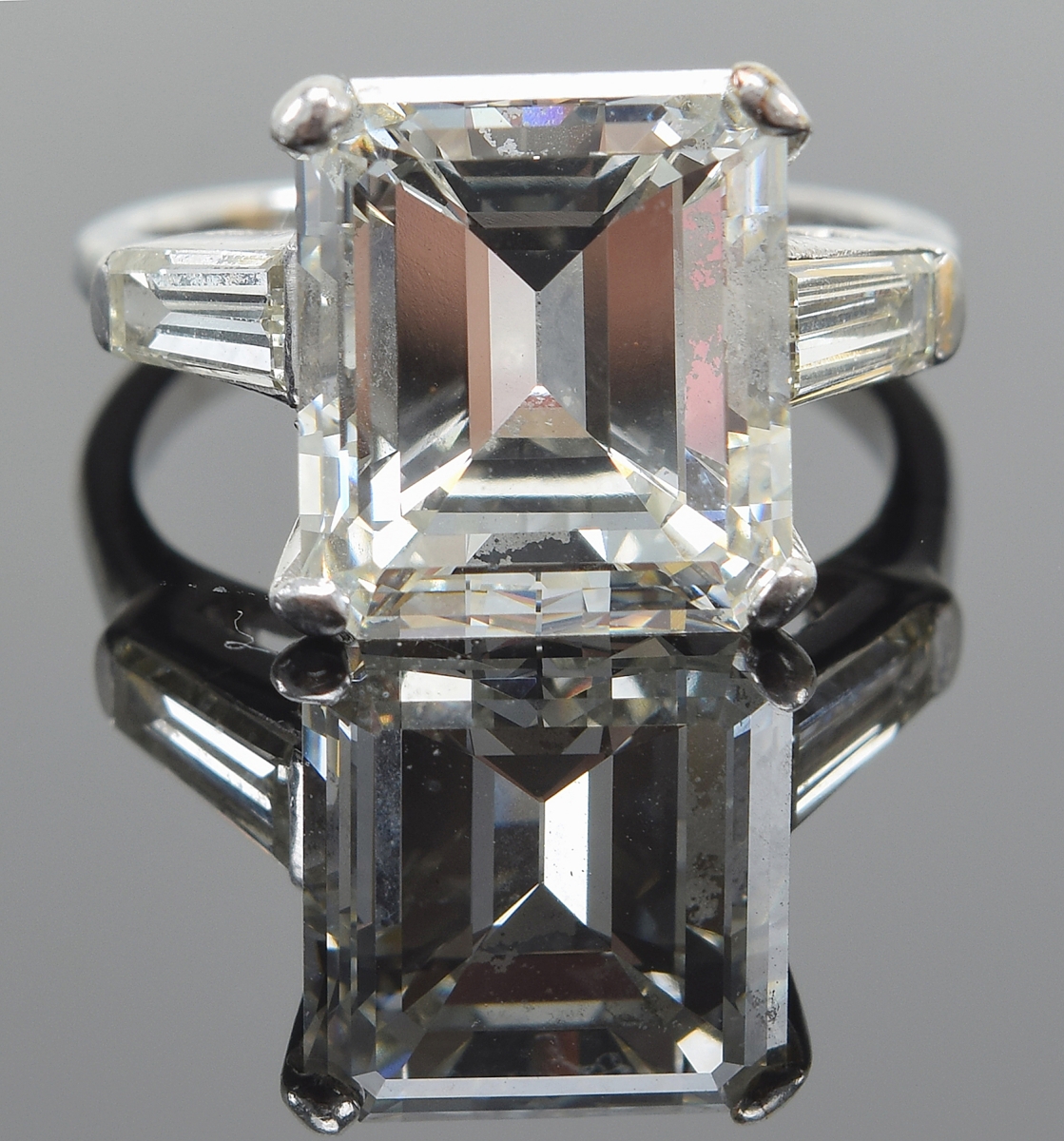 Two 4-carat diamond rings were included in the sale. This one, a lady’s 4.7-carat solitaire emerald cut diamond and platinum ring, brought $39,270.