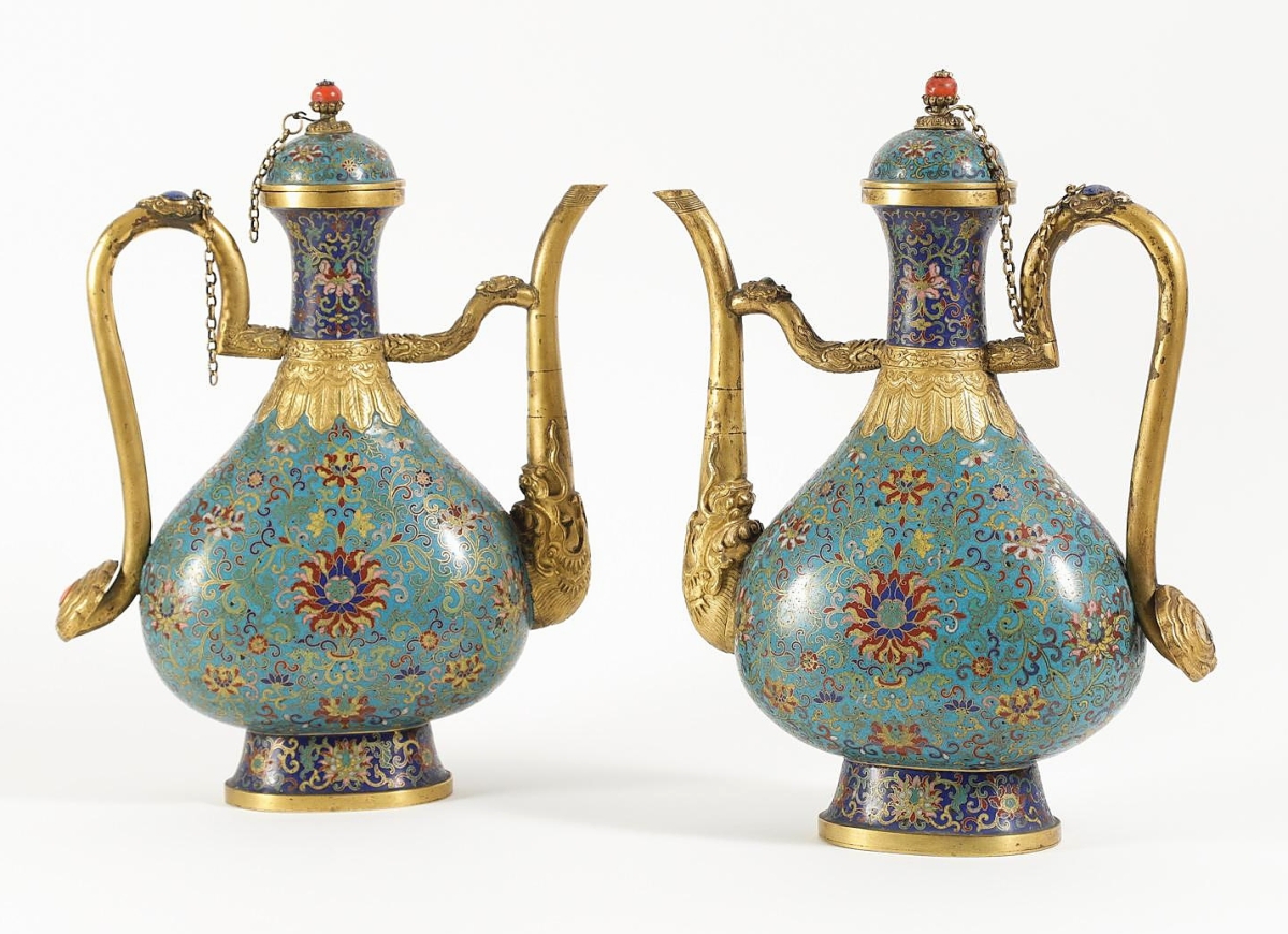 Pair_of_Chinese_Cloisonne_Ewers_Qianlong_Mark_Qing_Dynasty_-_Republic_Perio146_1