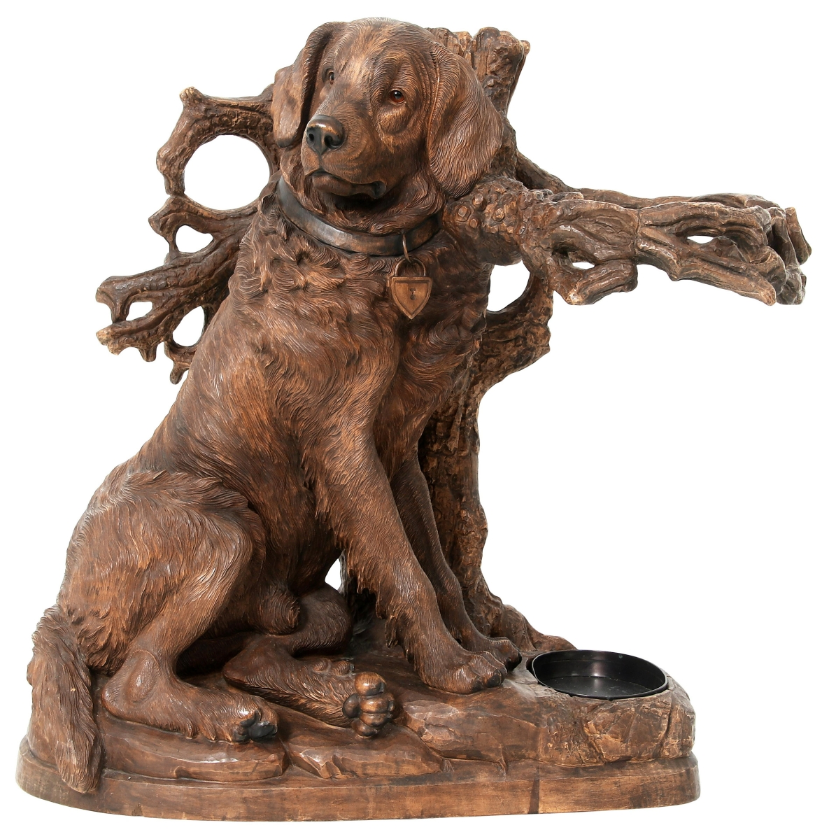 With a winsome stance that any Black Forest carving collector would love, this Twentieth Century carved dog umbrella stand was a surprise, leading Fontaine’s second session sale at $51,425 with 58 bids taking it way past its $10/15,000 estimate.