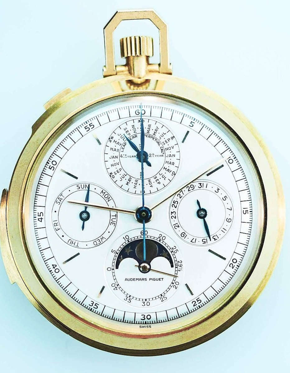 Three watches in the sale sold, collectively, for $123,310. The collector’s favorite was this Audemars Piguet Grande Complication pocket watch in a 50mm 18K gold case. The watch had a perpetual calendar, a minute repeating split-seconds chronograph, along with moon phases and leap-year indicators. It finished at $66,050.