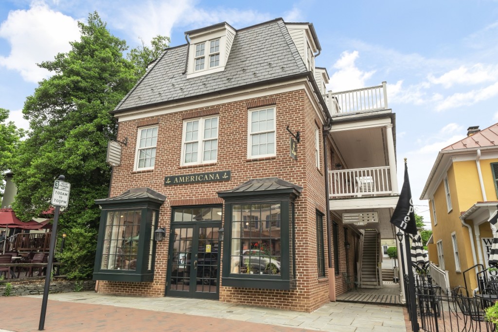 Exterior view of the shop at 116 West Washington Street, Middleburg, Va.