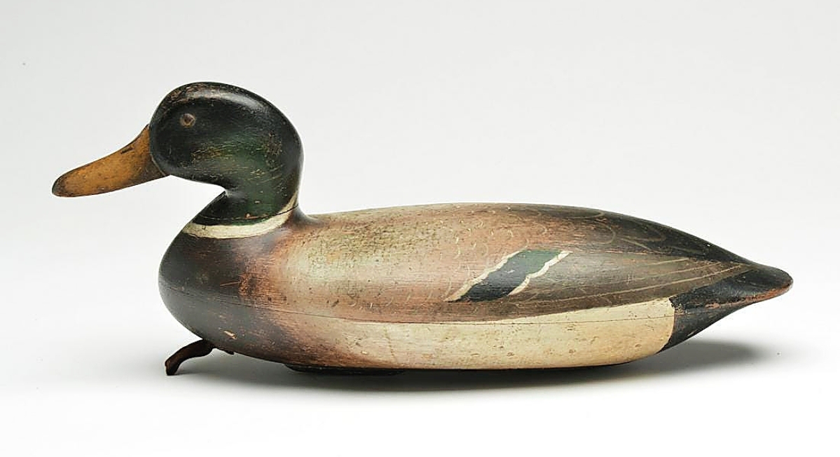 This mallard drake by John Blair Sr was a well-known example, having been pictured in two books. It more than doubled its estimate, bringing $96,000.