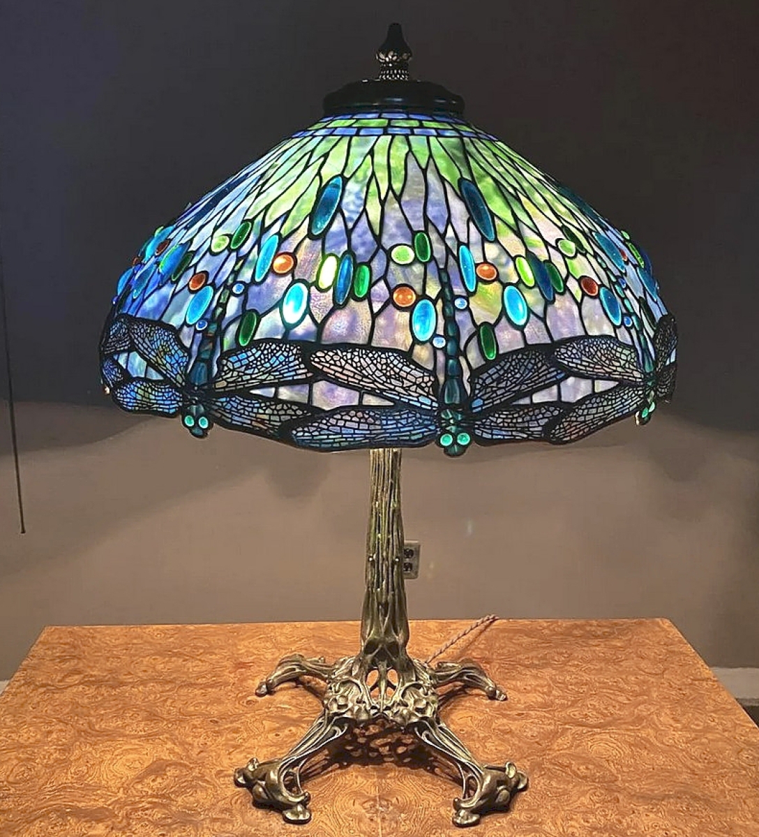 An online buyer beat out competitors to snap up this Tiffany Studios dragonfly table lamp with unusual skeleton bird pierced base. It had been sourced from a local estate, stood 30 inches tall was marked 1507-20 on the shade and 442 on the base. Estimated at $200/300,000, it brought $250,000, the top price realized in three days of sales.