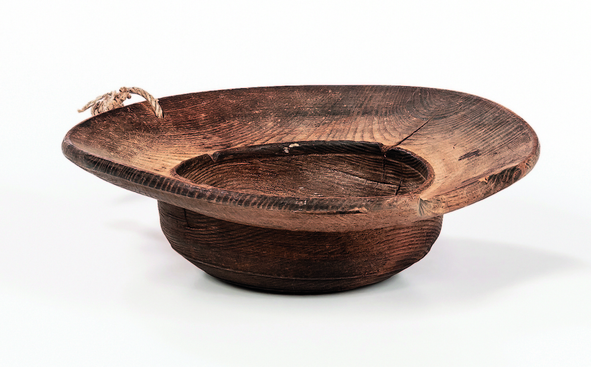 One of the most unusual pieces of treen was this Eighteenth Century turned wooden barber bowl. Probably English, it was about 10 inches in diameter and sold for $4,688, far over the estimate.
