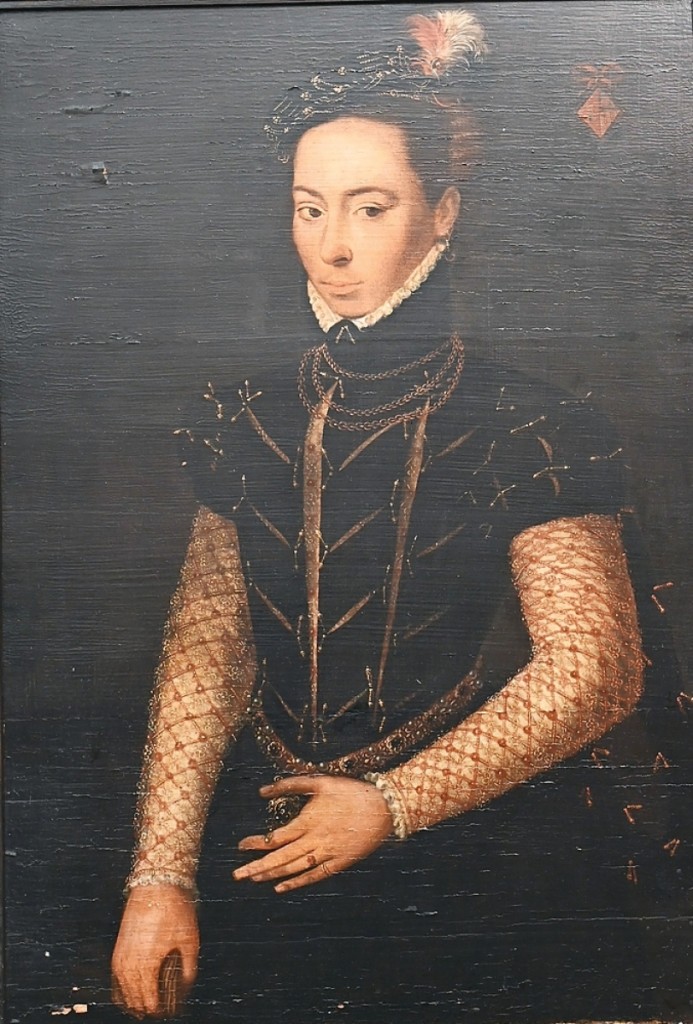 In the manner of Jean de Court (French, 1530-1584), an oil on panel portrait of a noblewoman commanded $15,600.